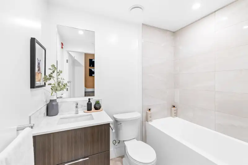 308 2250 E 1ST AVENUE - photo 3 of 16