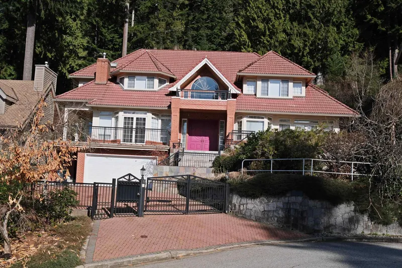 4989 CHALET PLACE - photo 1 of 25