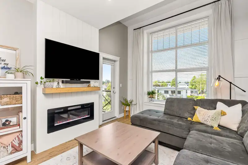 414 17712 57A AVENUE - photo 4 of 32