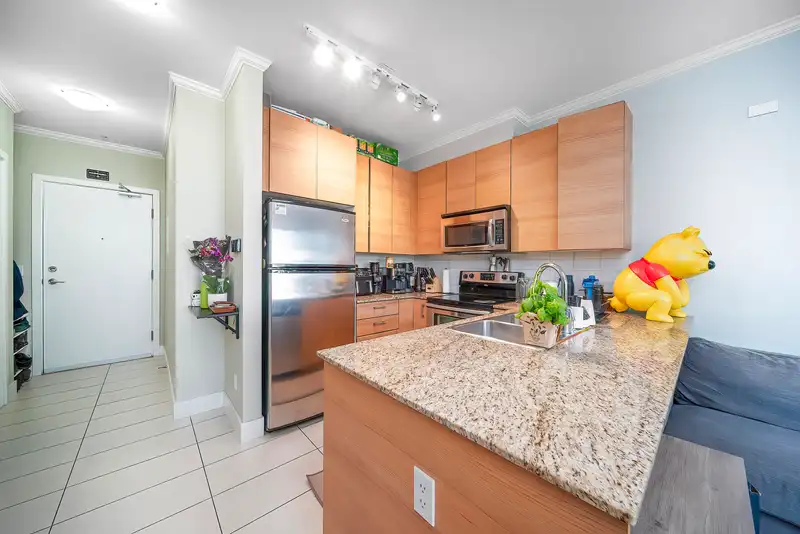 214 5788 SIDLEY STREET - photo 2 of 17