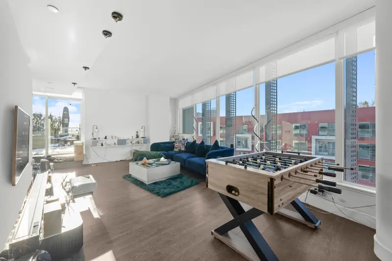 609 3438 SAWMILL CRESCENT - photo 3 of 25