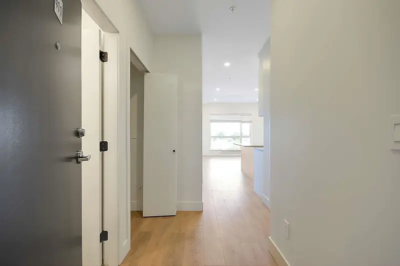 411 8496 120 STREET - photo 3 of 25