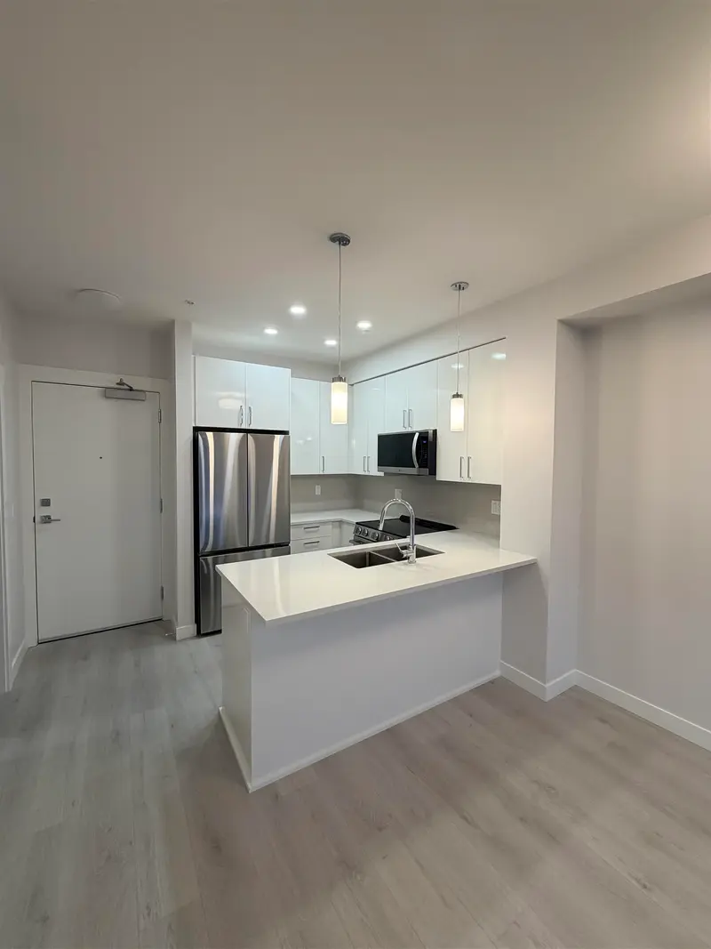 420 33886 PINE STREET - photo 3 of 9