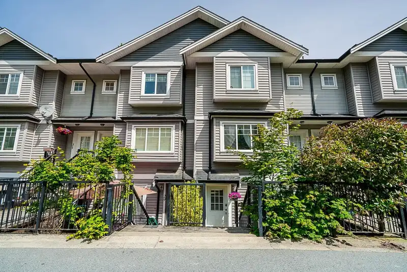 28 11255 132ND STREET - photo 2 of 23