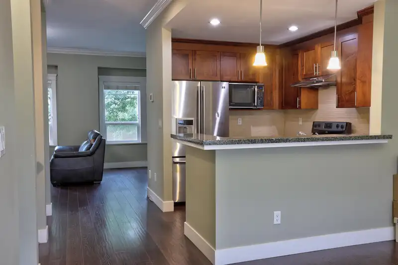 50 8358 121A STREET - photo 3 of 19