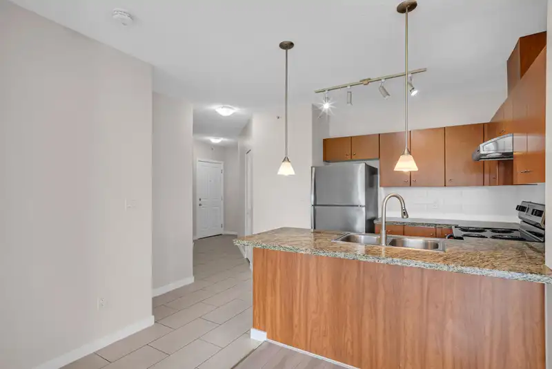 1104 511 ROCHESTER AVENUE - photo 2 of 26