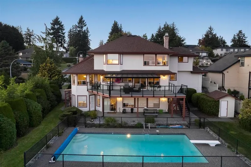 16512 77A AVENUE - photo 1 of 25