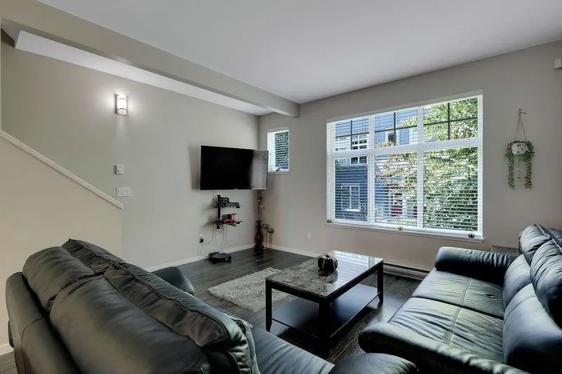 51 5858 142 STREET - photo 3 of 23