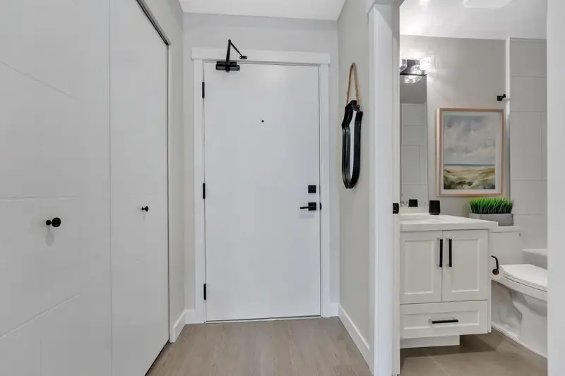 220 12143 223 STREET - photo 3 of 25