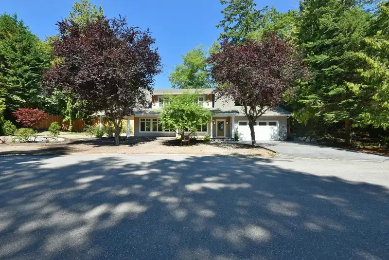 12561 GREAVES ROAD - photo 2 of 38