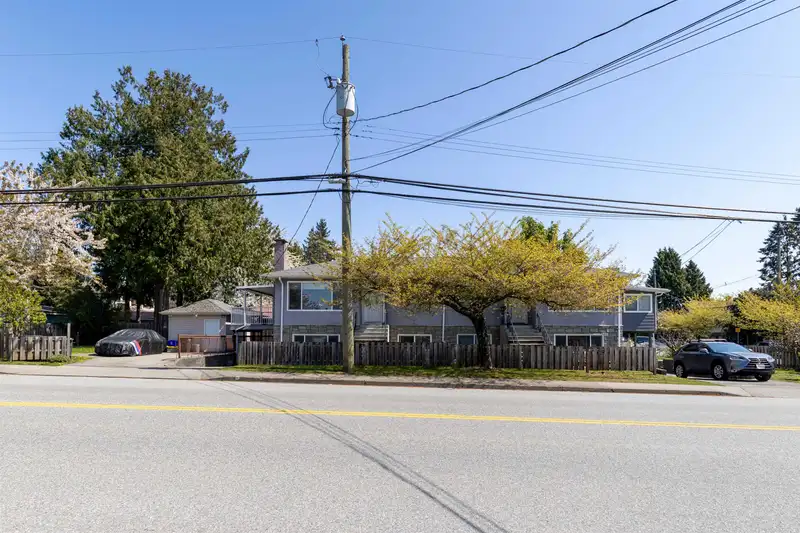 7250-52 NELSON AVENUE - photo 1 of 39