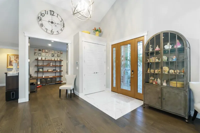 28650 104 AVENUE - photo 4 of 25