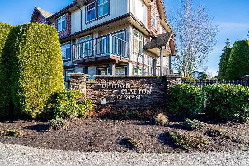 28 7332 194A STREET - photo 2 of 19