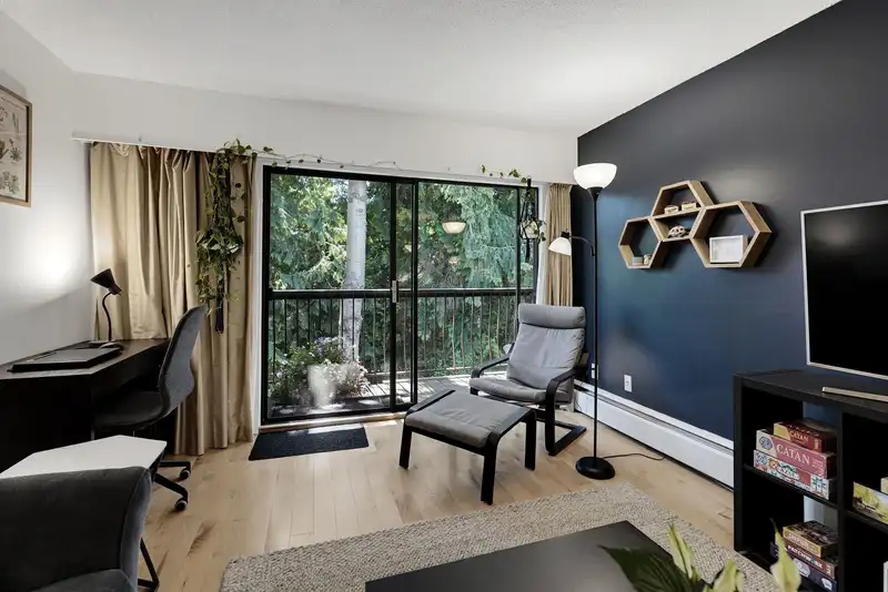 342 1844 W 7TH AVENUE - photo 4 of 18