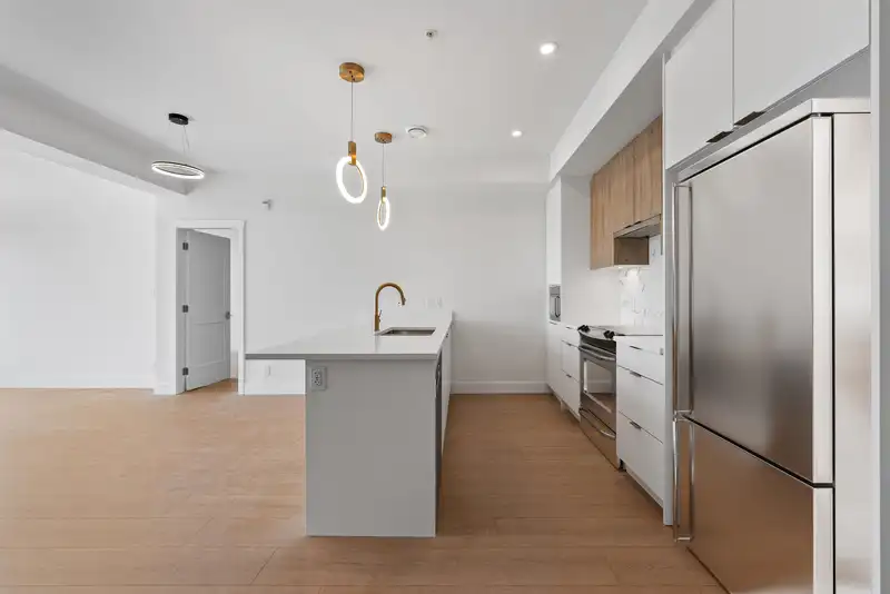 403 2233 156 STREET - photo 2 of 34