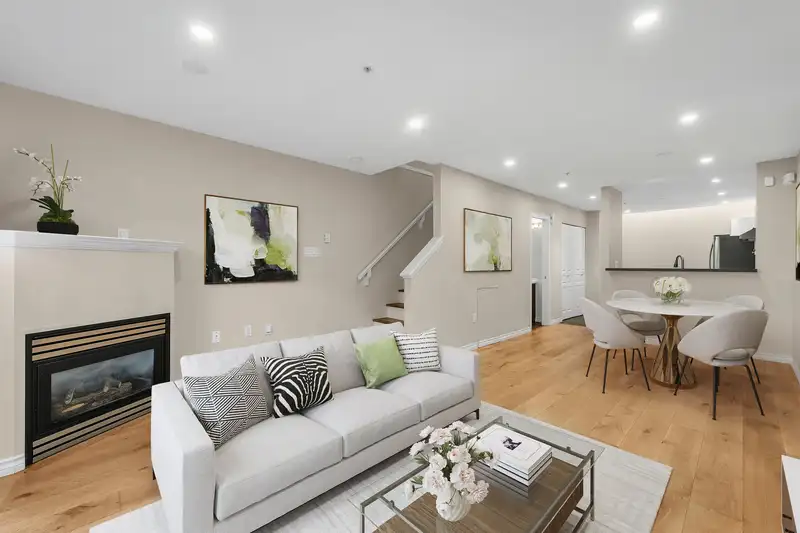 110 2688 WATSON STREET - photo 3 of 17