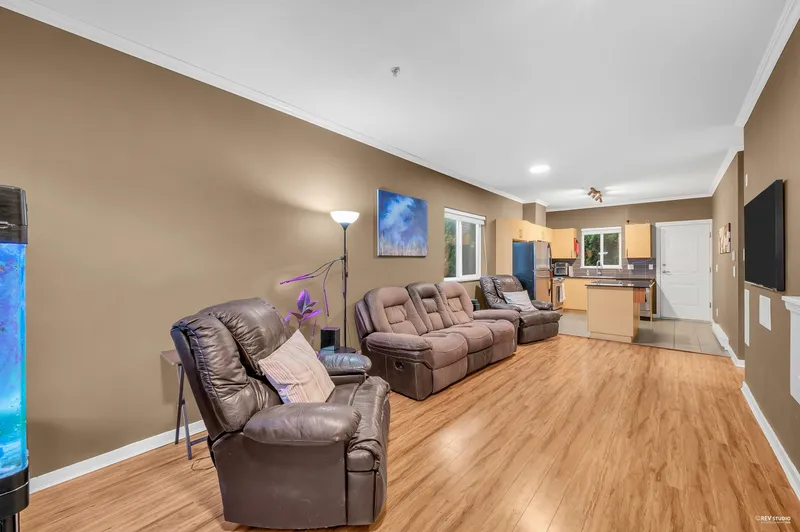 310 1661 FRASER AVENUE - photo 4 of 25