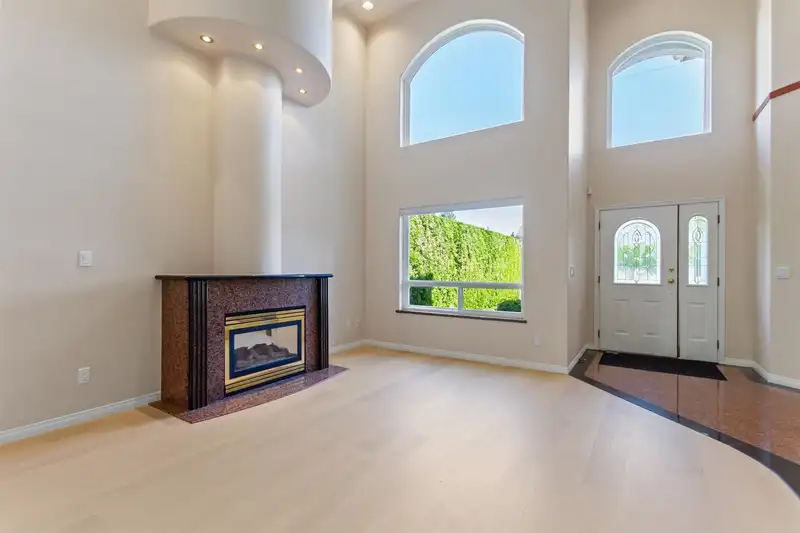7551 LOMBARD ROAD - photo 4 of 38