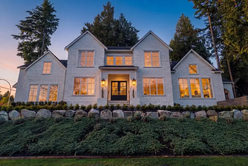 1688 127 STREET - photo 1 of 25