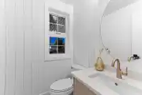 4527 46A STREET - thumbnail 15