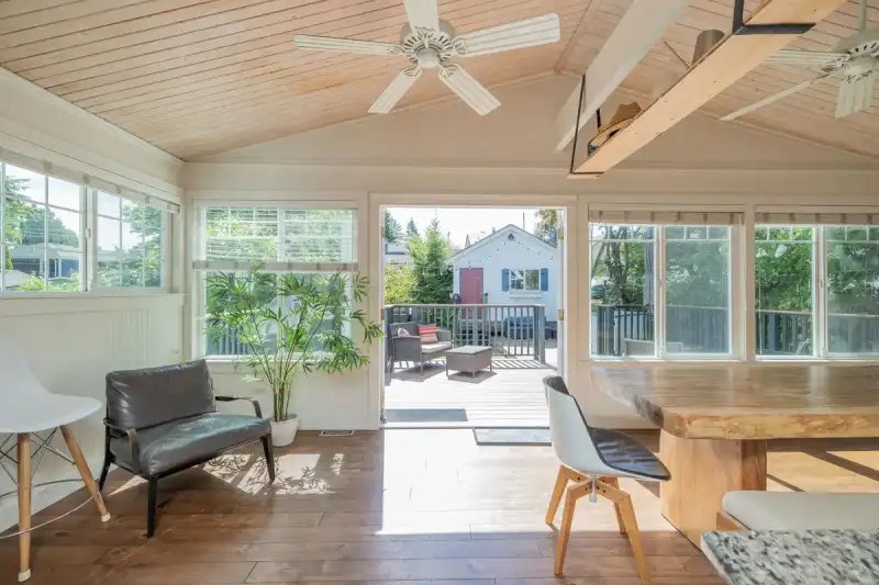 112 DURHAM STREET - photo 1 of 40