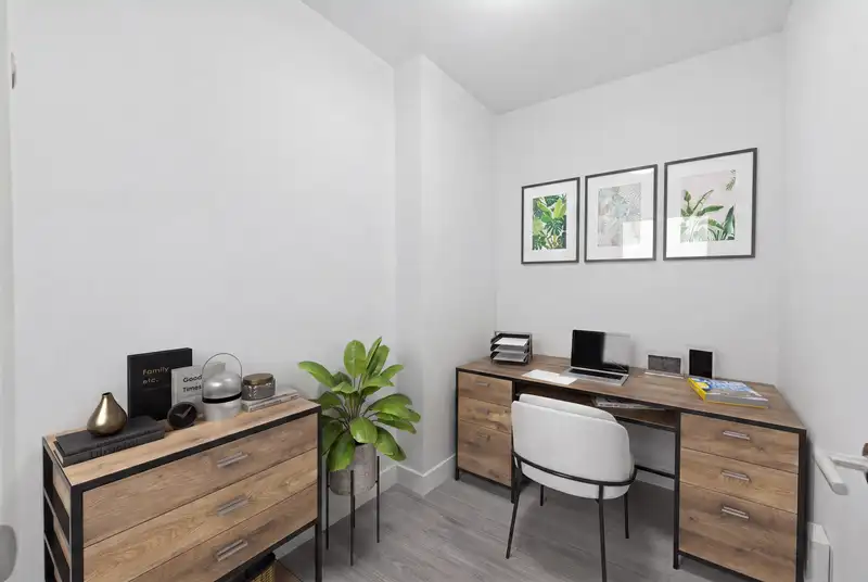511 5638 201A STREET - photo 2 of 17