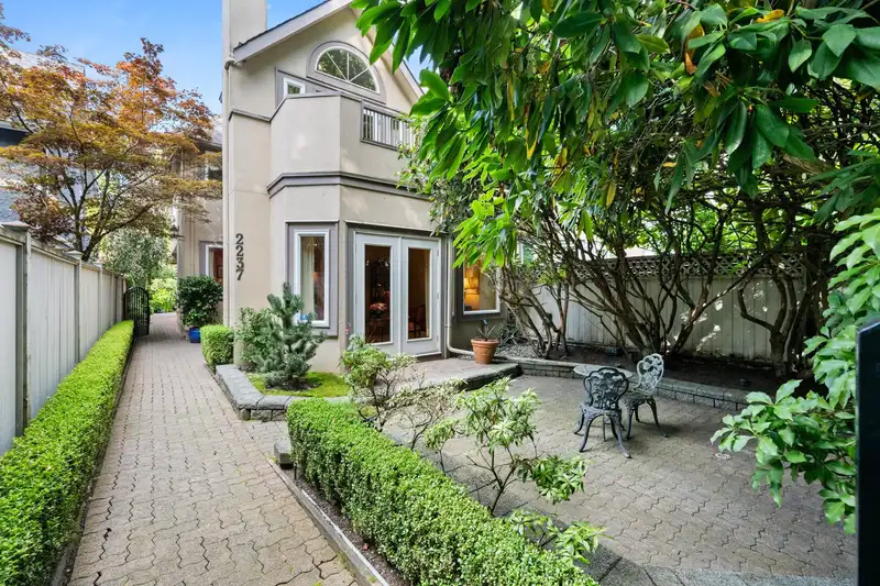 2237 W 14TH AVENUE - photo 1 of 40