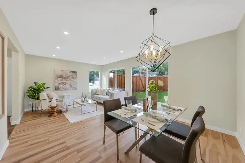 21 9080 PARKSVILLE DRIVE - photo 3 of 36