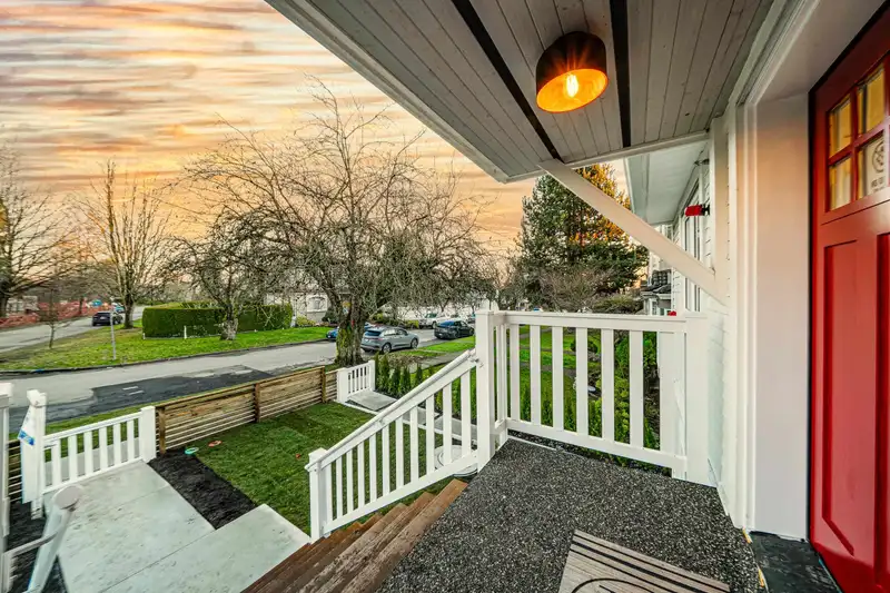 7815 SHAUGHNESSY STREET - photo 4 of 34