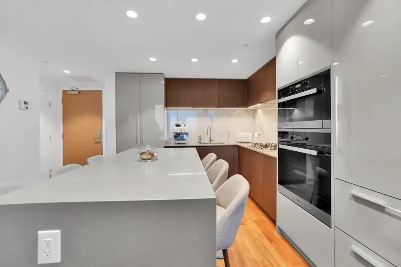 1302 1675 LIONS GATE LANE - photo 4 of 39
