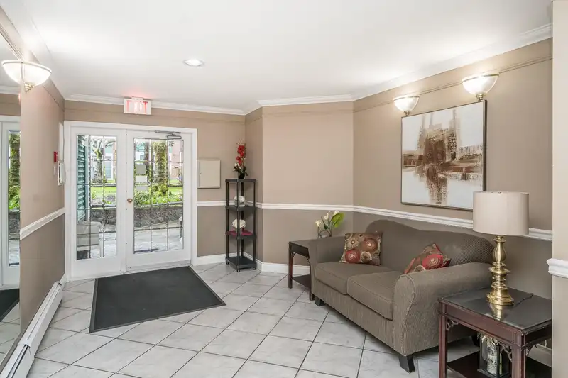 108 1675 AUGUSTA AVENUE - photo 4 of 37