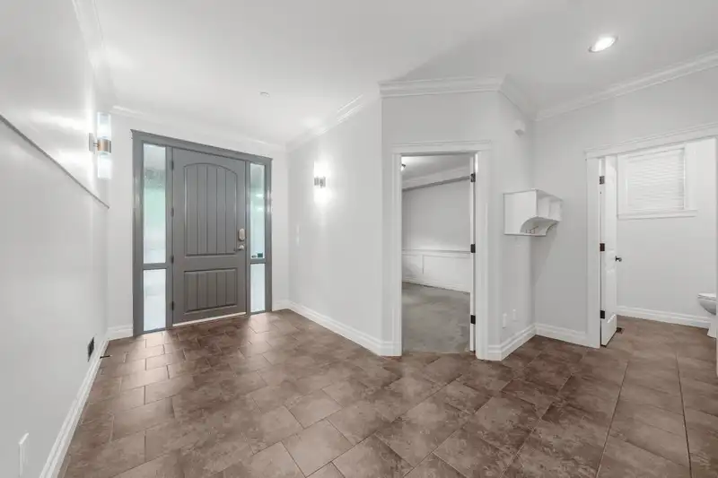 13466 235 STREET - photo 2 of 38