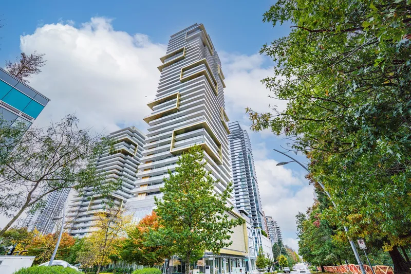 3104 6383 MCKAY AVENUE - photo 2 of 16