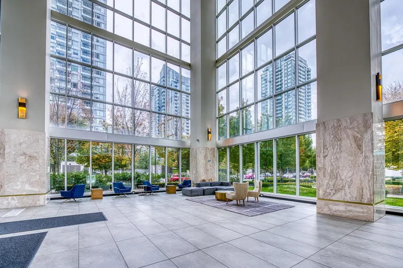 3104 6383 MCKAY AVENUE - photo 3 of 16