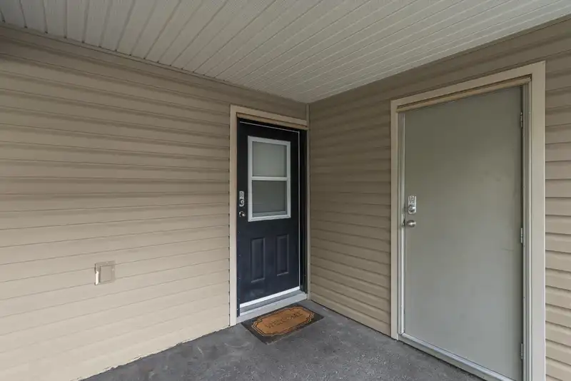 163 27456 32 AVENUE - photo 4 of 39