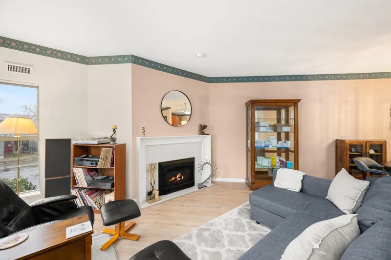 108 4753 WEST RIVER ROAD - photo 3 of 24