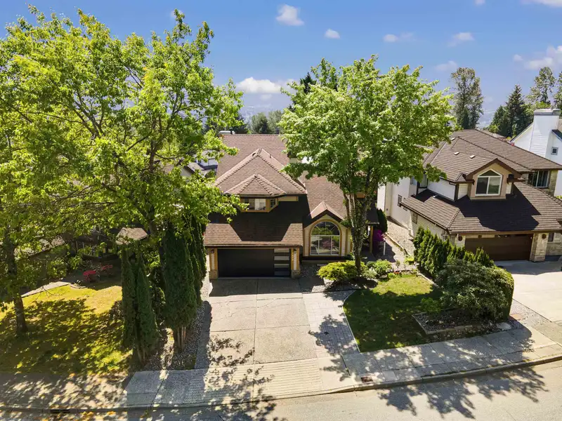 1476 LANSDOWNE DRIVE - photo 2 of 40