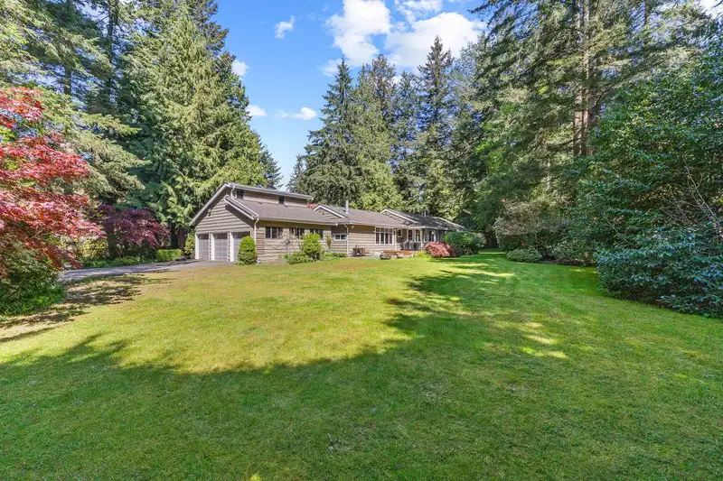 13666 30 AVENUE - photo 1 of 40