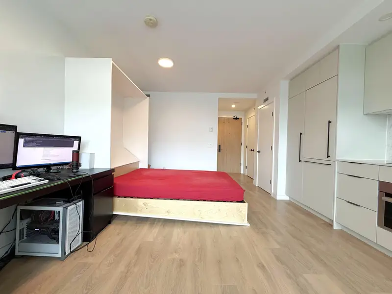 303 13685 102 AVENUE - photo 3 of 20