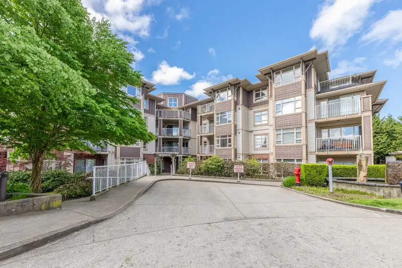 105 7339 MACPHERSON AVENUE - photo 2 of 23