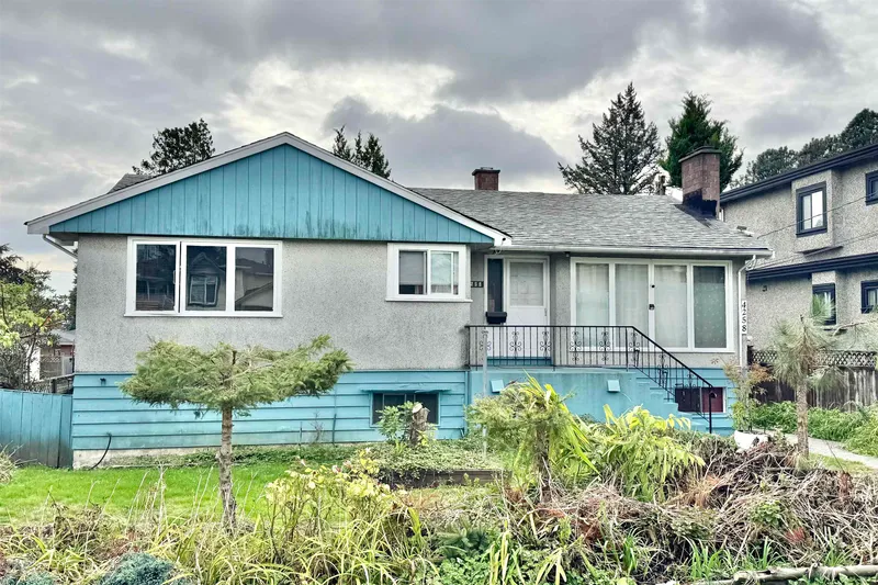 4258 HURST STREET - photo 2 of 3