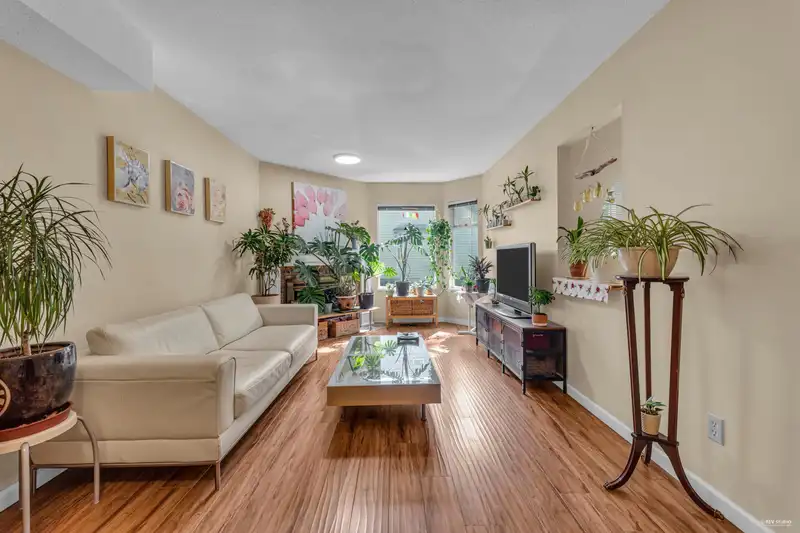 14 8751 BENNETT ROAD - photo 2 of 33