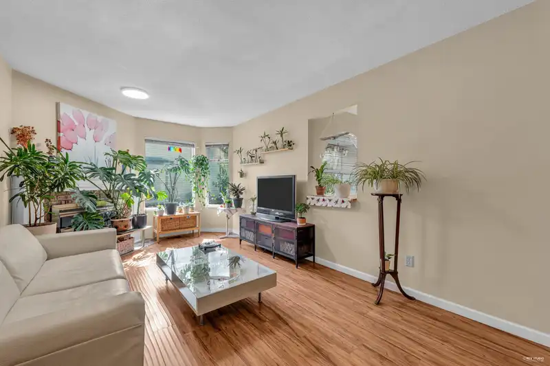 14 8751 BENNETT ROAD - photo 3 of 33