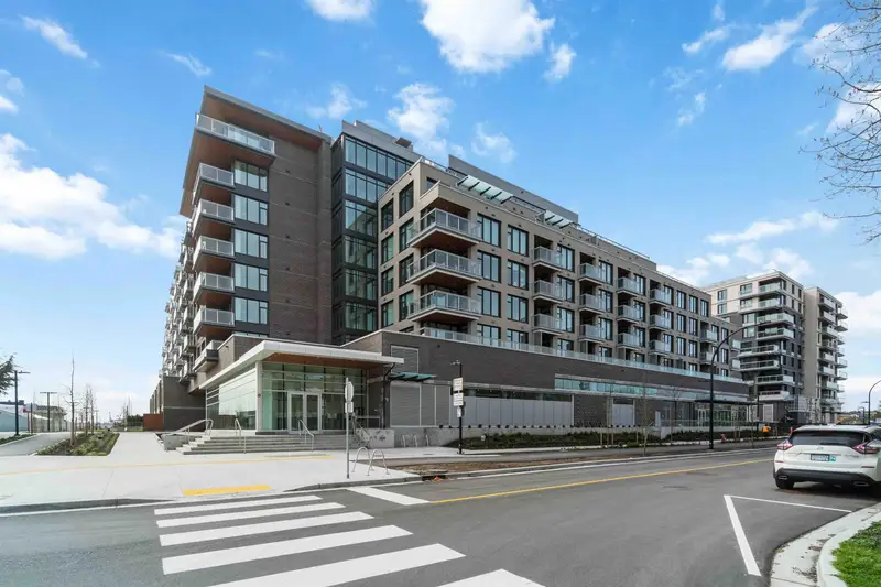 312 755 HARBOURSIDE DRIVE - photo 1 of 25