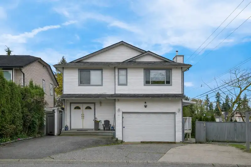 14812 87A AVENUE - photo 1 of 29