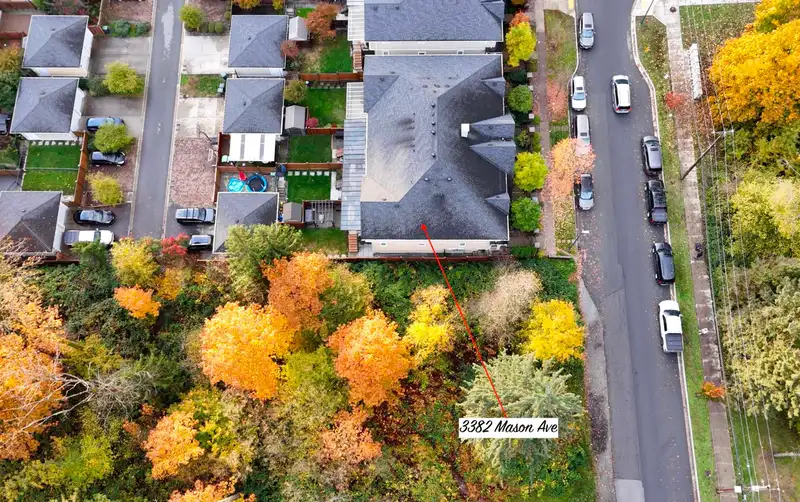 3382 MASON AVENUE - photo 2 of 40