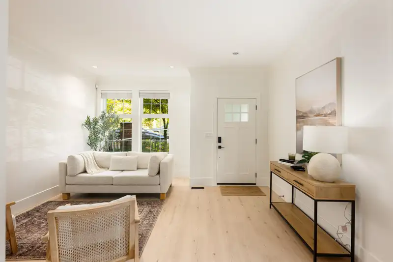 3382 MASON AVENUE - photo 4 of 40