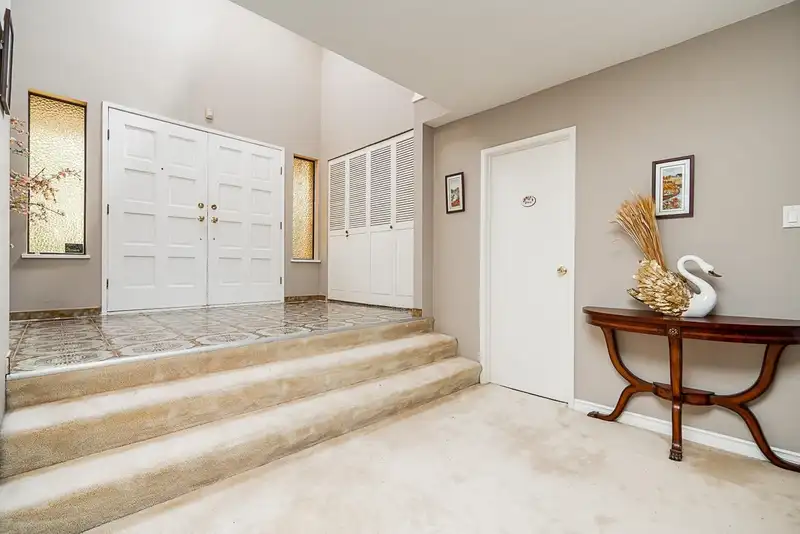 7275 RIDGE DRIVE - photo 4 of 40