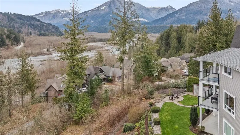 5144 CHITTENDEN ROAD - photo 2 of 25