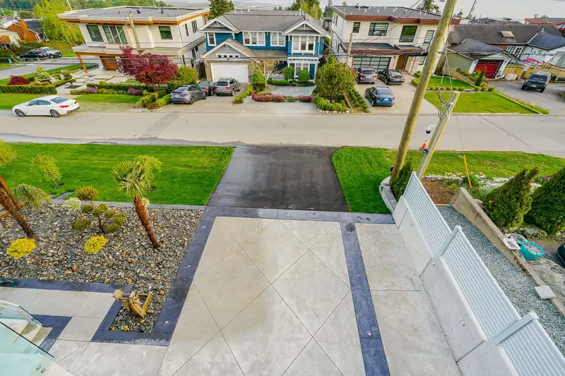 15729 CLIFF AVENUE - photo 3 of 40